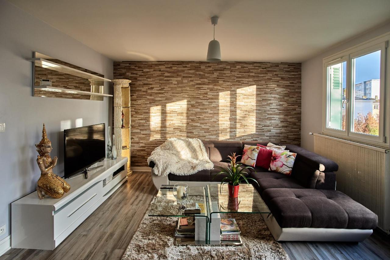 Chambre à louer dans un appartement proche du centre-ville Nevers Exterior foto